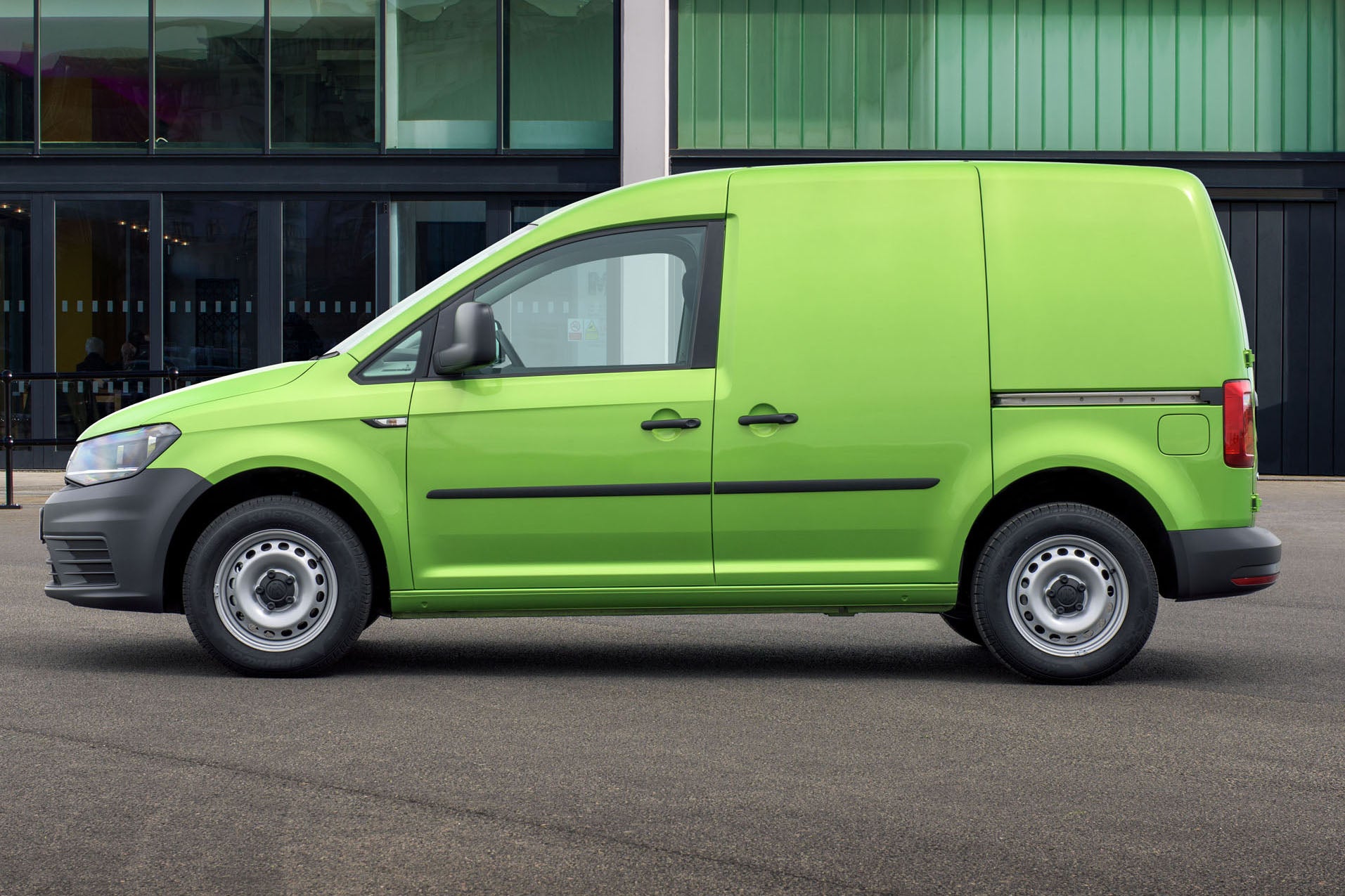 Volkswagen Caddy Review heycar